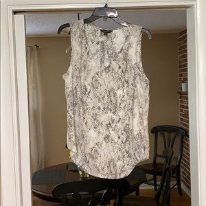 Women’s Banana Republic Sleeveless Blouse